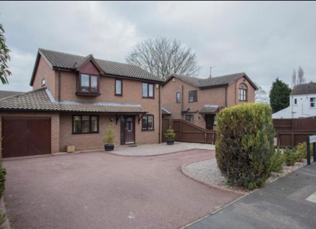 4 bed detached house for sale in North Street, Stanground, Peterborough