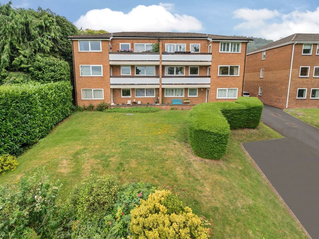 3 bed flat for sale in Priory Road, Malvern WR14 Zoopla
