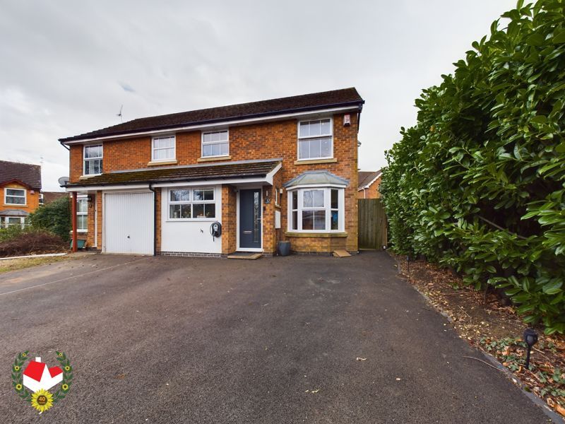 3 bed semidetached house for sale in Spinney Road, Barnwood