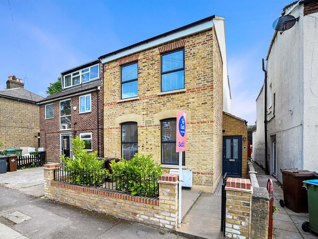 5 bed detached house for sale in Clarendon Road, Walthamstow, London