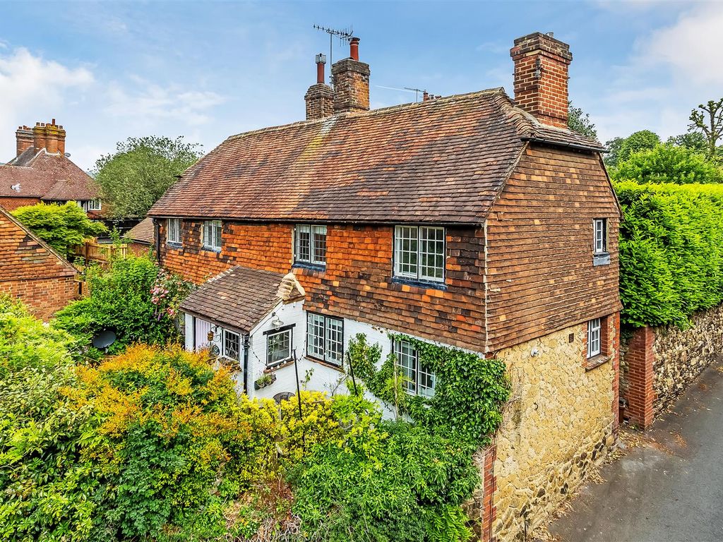 3 bed detached house for sale in High Street, Limpsfield, Oxted RH8