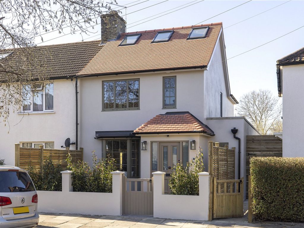 New home, 4 bed end terrace house for sale in Kilmington Road, London