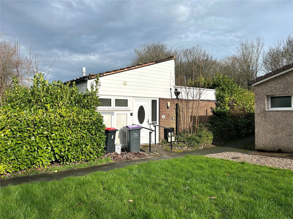 2 bed bungalow for sale in Spout Way, Malinslee, Telford, Shropshire