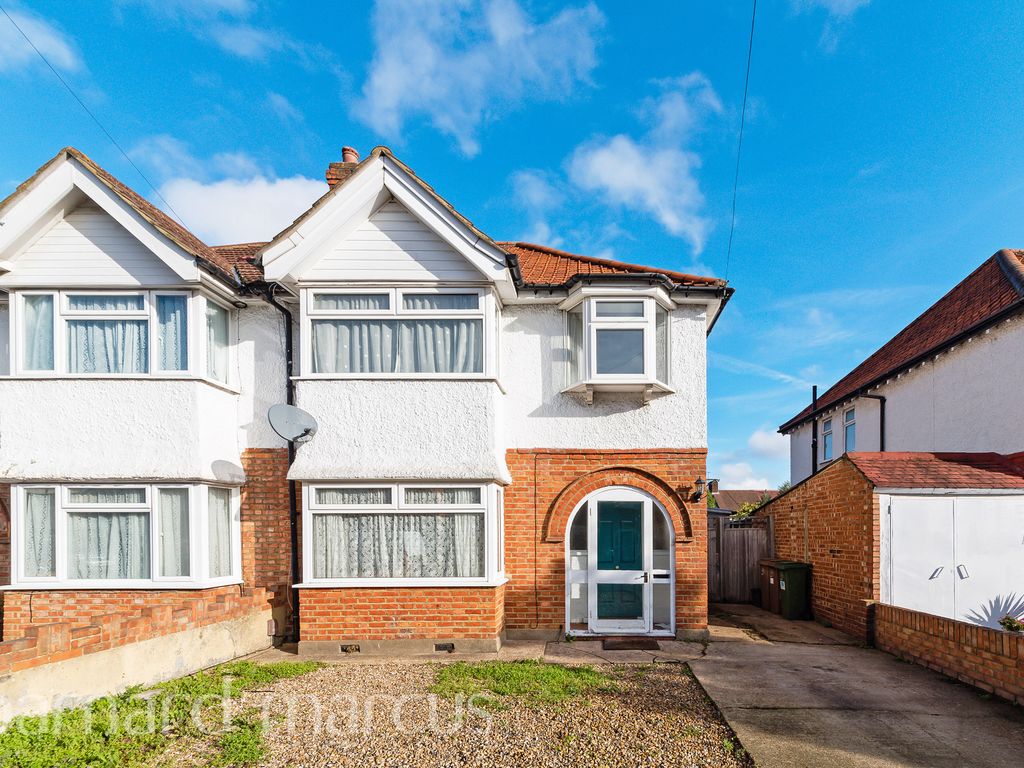 3 bed semidetached house to rent in Ash Road, North Cheam, Sutton SM3