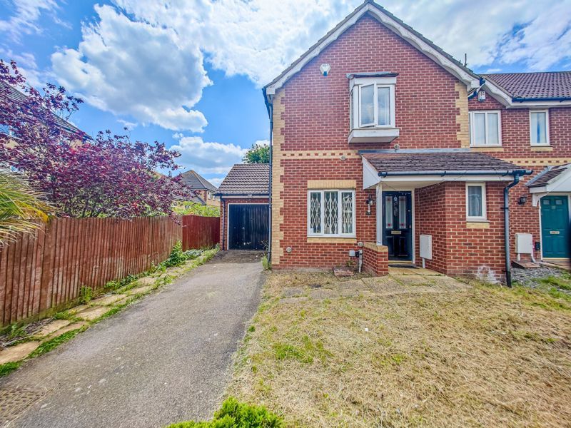 4 bed end terrace house to rent in Martin Street, West Thamesmead SE28