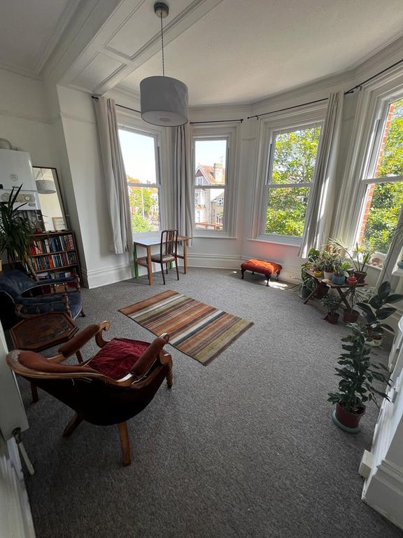 1 bed flat to rent in Carlton Road North, Weymouth DT4 Zoopla