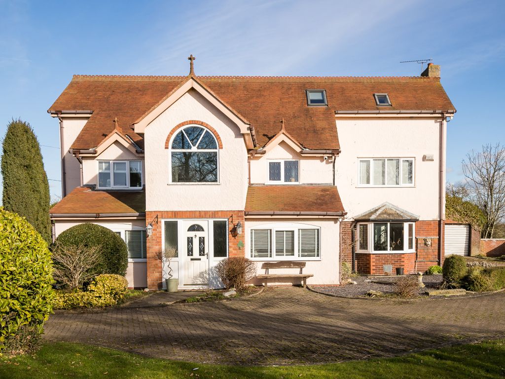 7 bed detached house for sale in Aldford Road, Huntington, Chester CH3