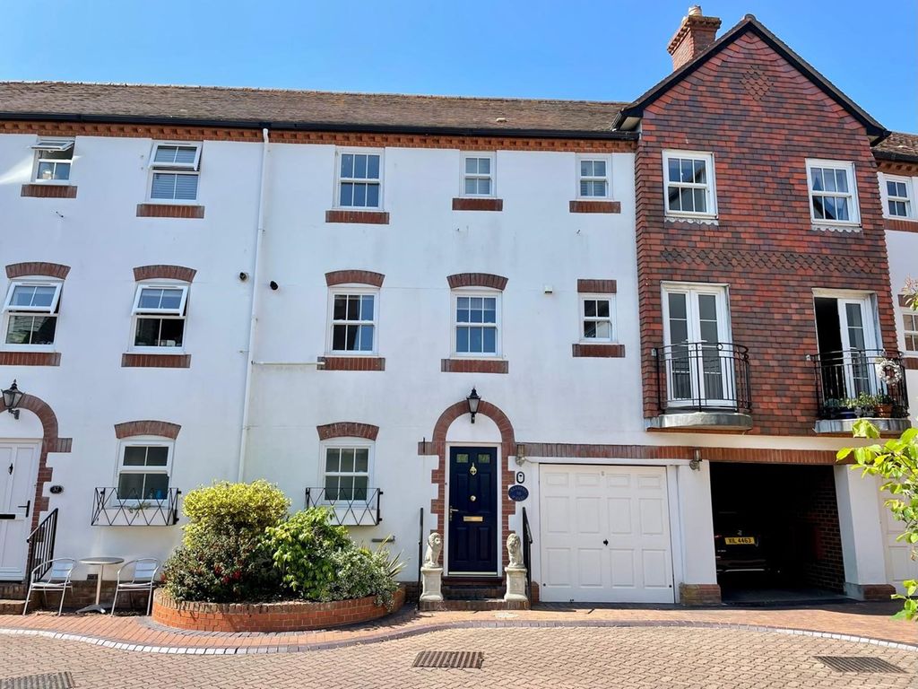 4 bed town house for sale in Barbers Wharf, Poole BH15 Zoopla