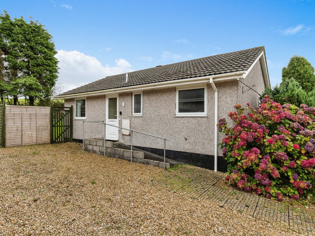 3 bed bungalow for sale in Braddock Close, Foxhole, St. Austell