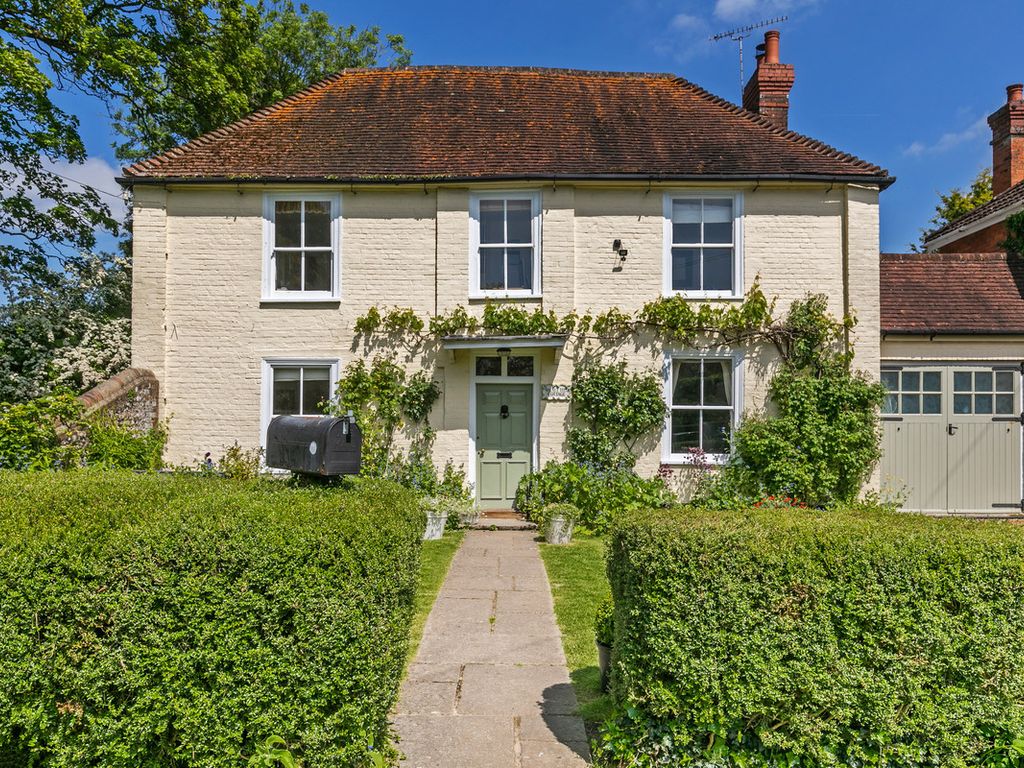 5 bed country house for sale in Appleshaw, Andover SP11 Zoopla