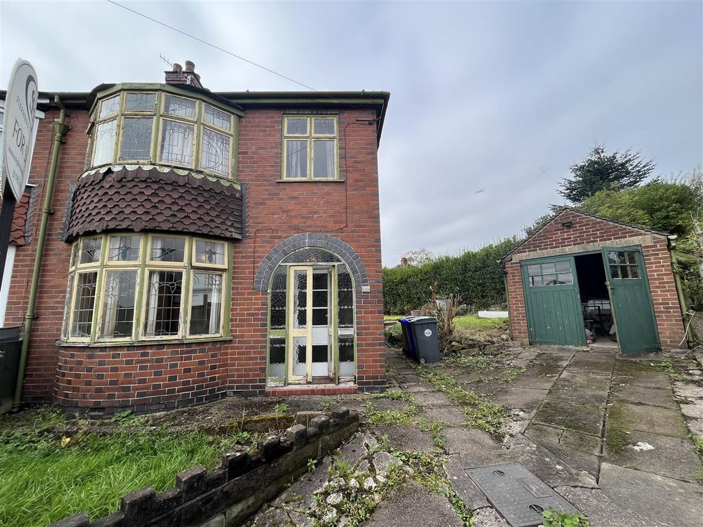 3 bed semidetached house for sale in Huntley Avenue, Penkhull, StokeOnTrent ST4, £130,000