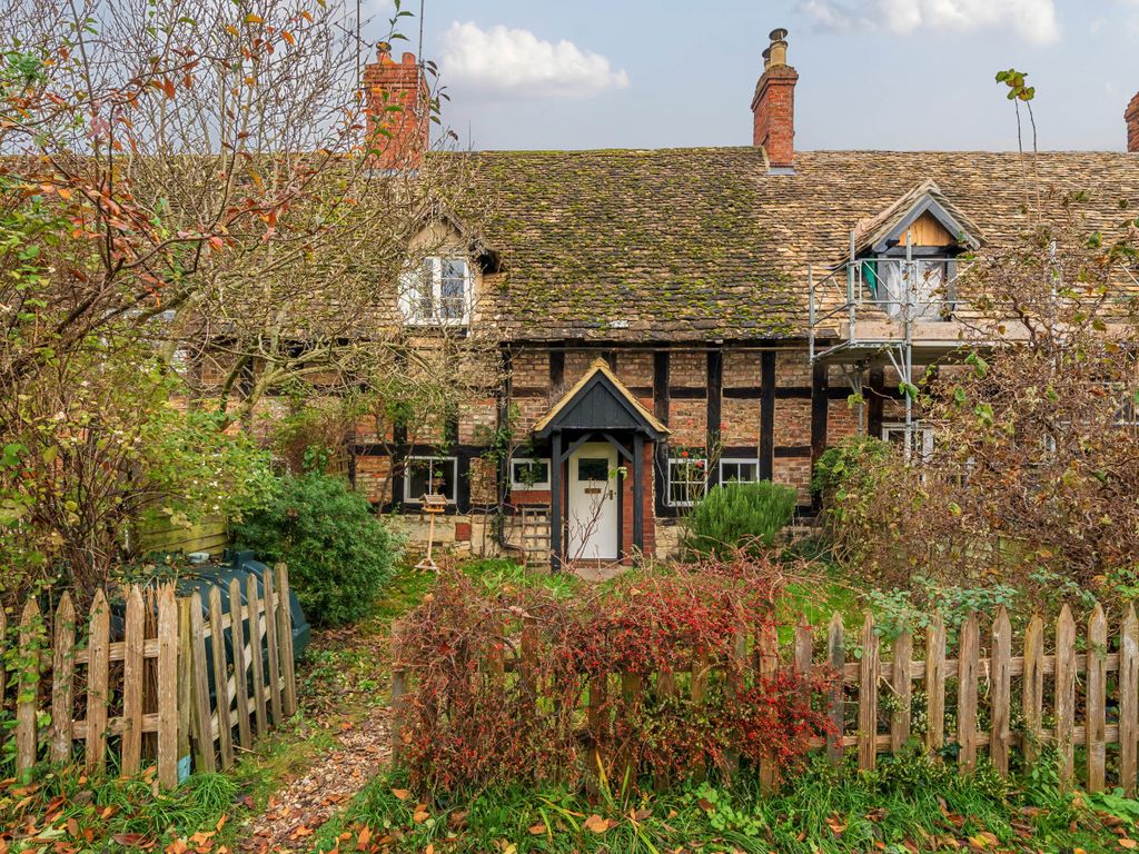 2 bed terraced house for sale in Churchend, Eastington, Stonehouse