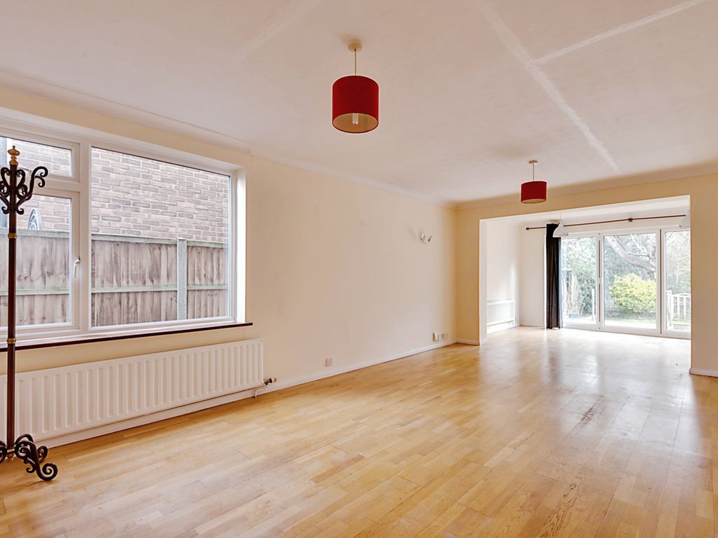 3 bed semidetached house for sale in Bellamy Close, Uxbridge UB10 Zoopla