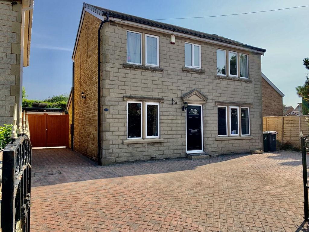 3 bed detached house for sale in Greenside Road, Mirfield WF14 Zoopla