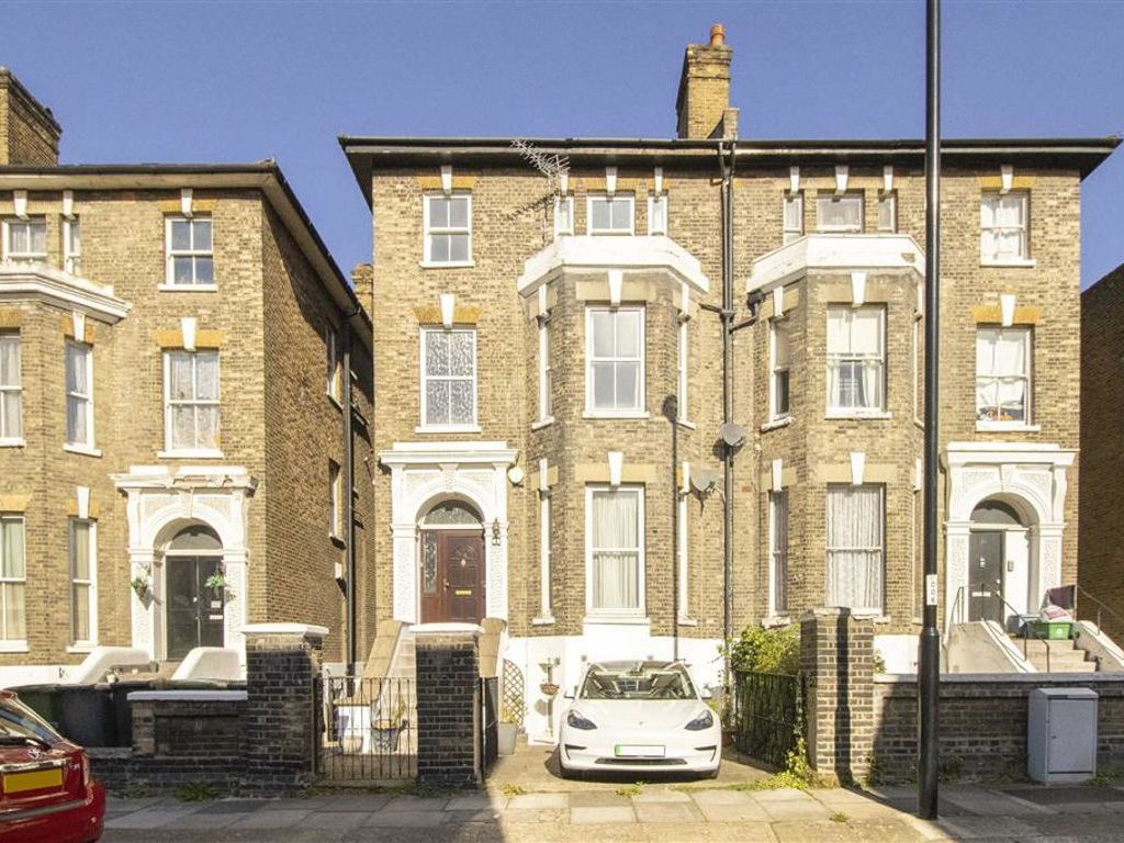 6 bed property for sale in Blackheath Grove, London SE3, £1,595,000