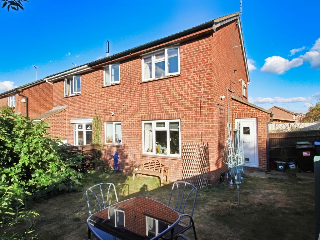 1 bed property for sale in Coppice Way, Coppice, Aylesbury HP20 Zoopla
