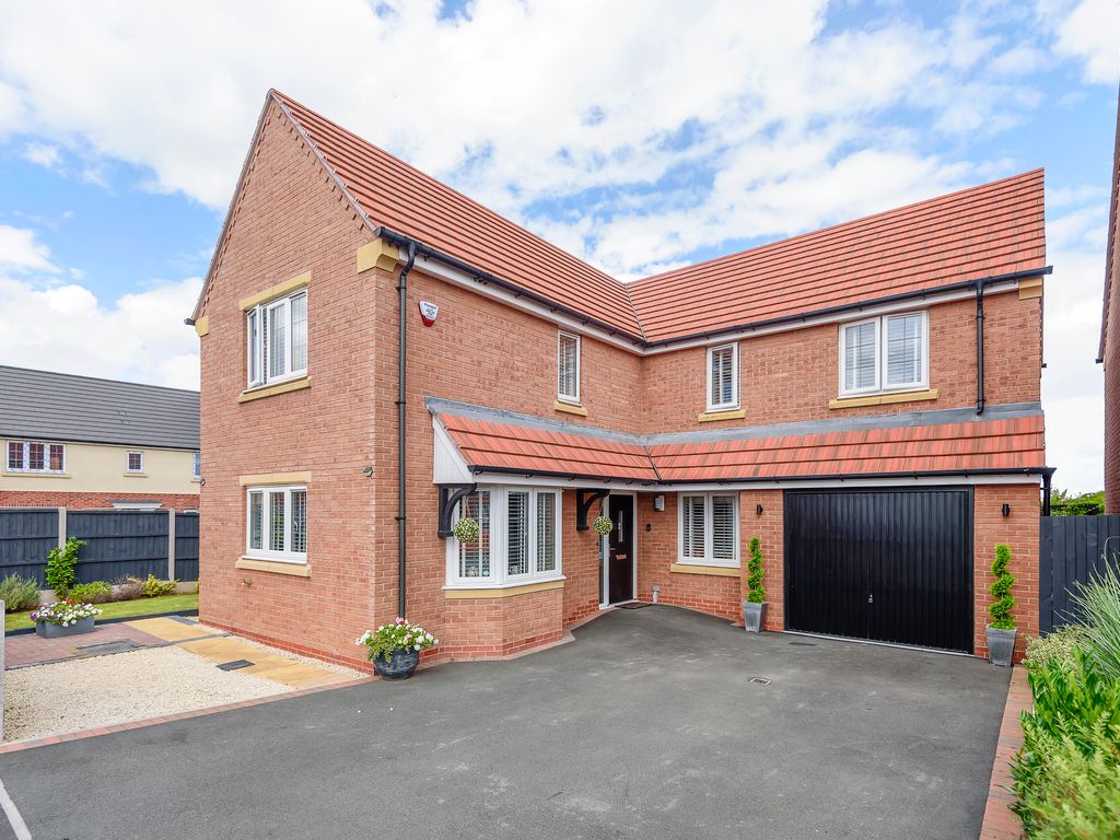 4 bed detached house for sale in Bruton Avenue, Droitwich