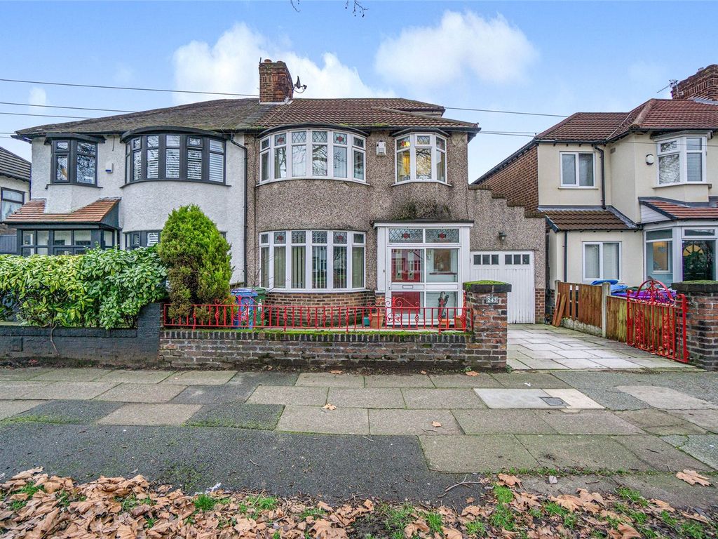 4 bed semidetached house for sale in Brodie Avenue, Allerton