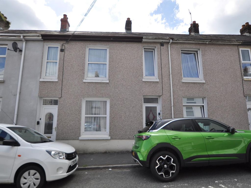 3 bed terraced house for sale in St. Davids Street, Carmarthen SA31, £