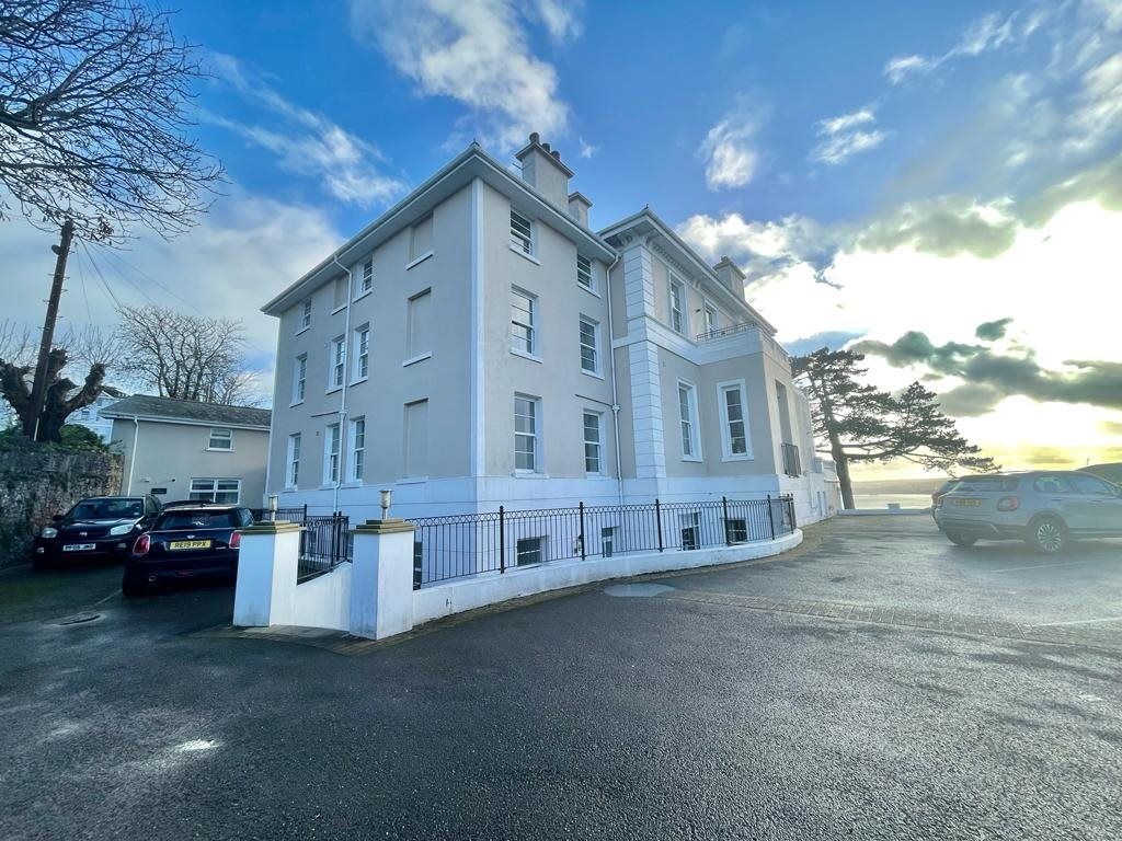 3 bed town house to rent in Villa Rosa, St. Lukes Road South, Torquay