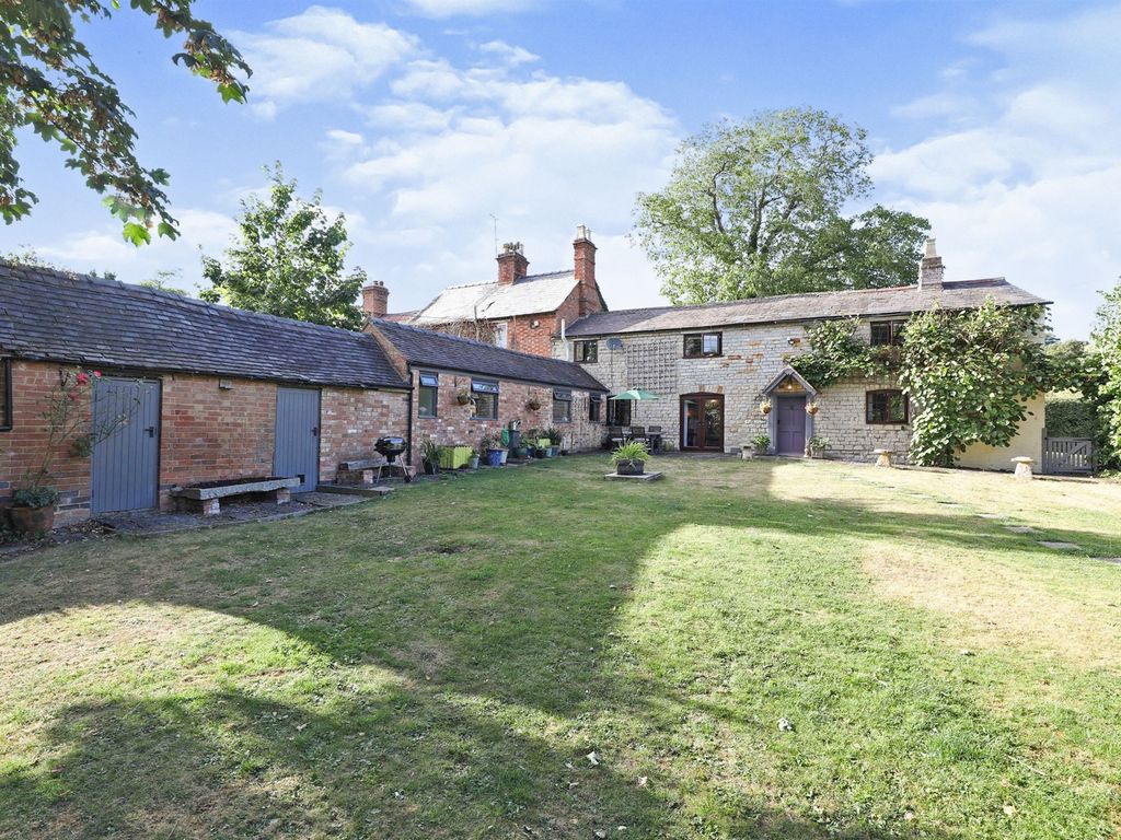 2 bed property for sale in Bunkers Hill, Pillerton Hersey, Warwick CV35