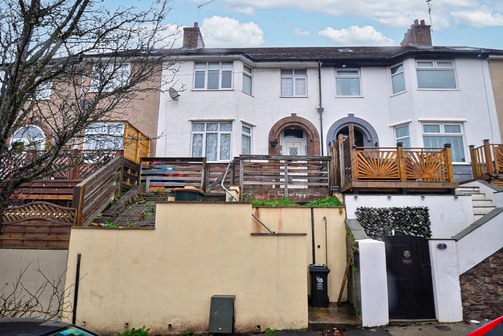 3 bed terraced house for sale in Summerhill Avenue, Newport NP19, £