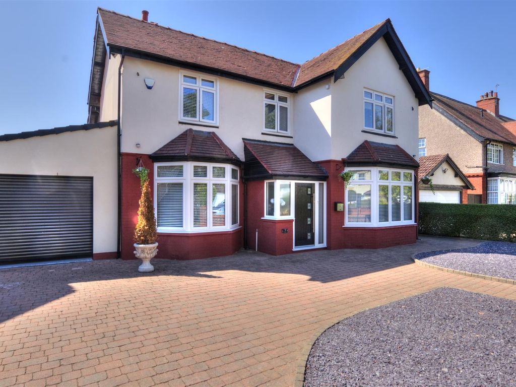4 bed detached house for sale in Park Avenue, Crosby, Liverpool L23