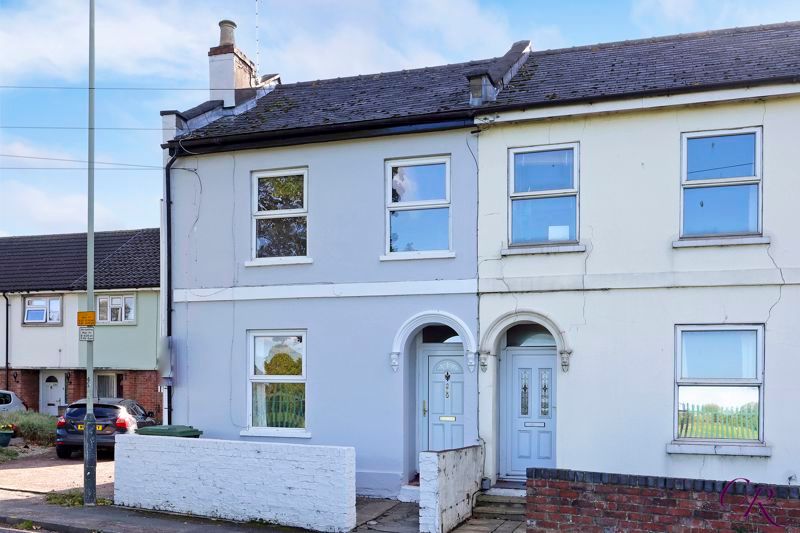 4 bed end terrace house for sale in Swindon Road, Cheltenham GL51 Zoopla