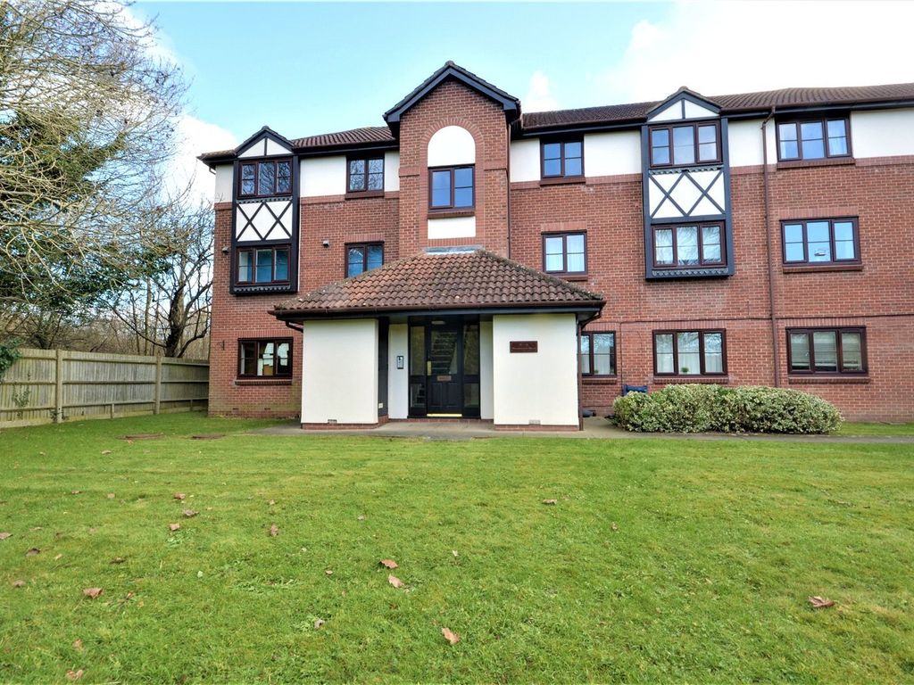 1 bed flat for sale in Redhill, Surrey RH1, £175,000 Zoopla