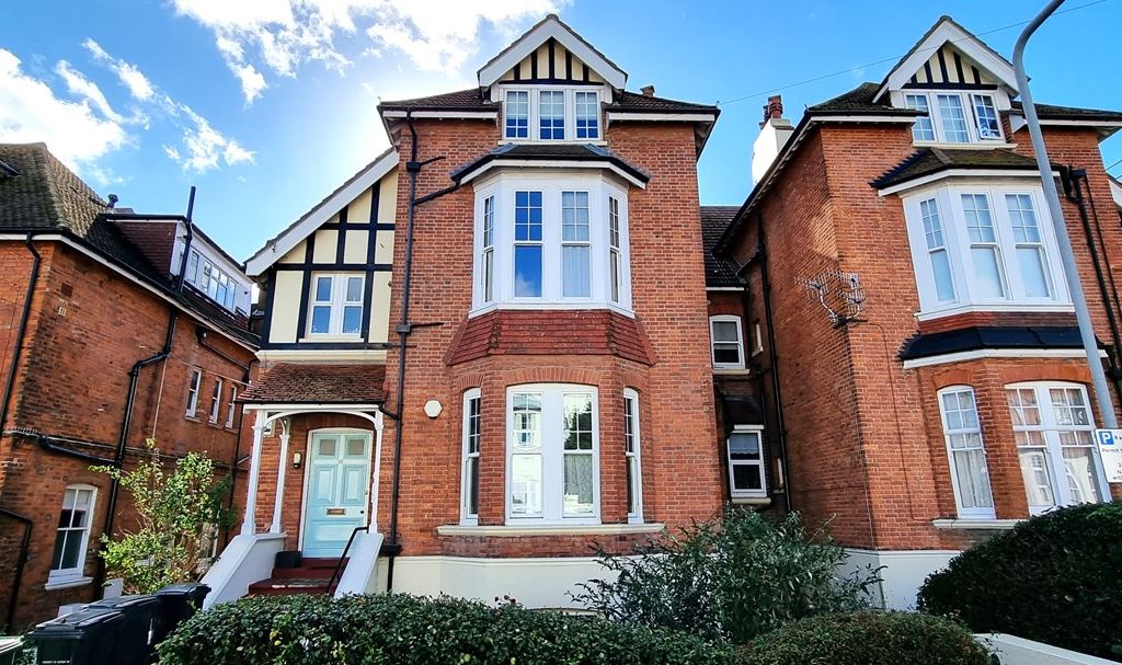 3 bed flat for sale in Cantelupe Road, BexhillOnSea TN40, £369,950 Zoopla