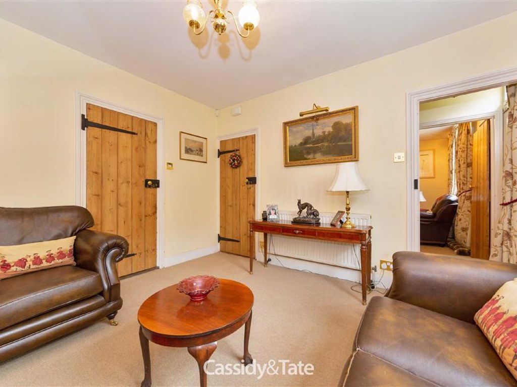 Property Details For Fern House Station Road Bricket Wood St
