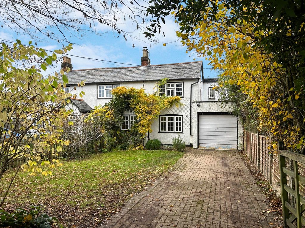 2 bed cottage for sale in Woodlands Road, Woodlands, Southampton SO40