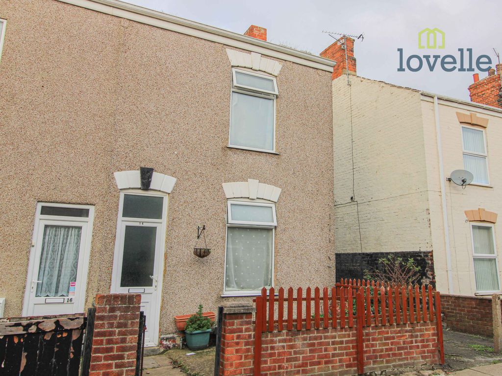 3 bed end terrace house for sale in Stanley Street, Grimsby DN32, £