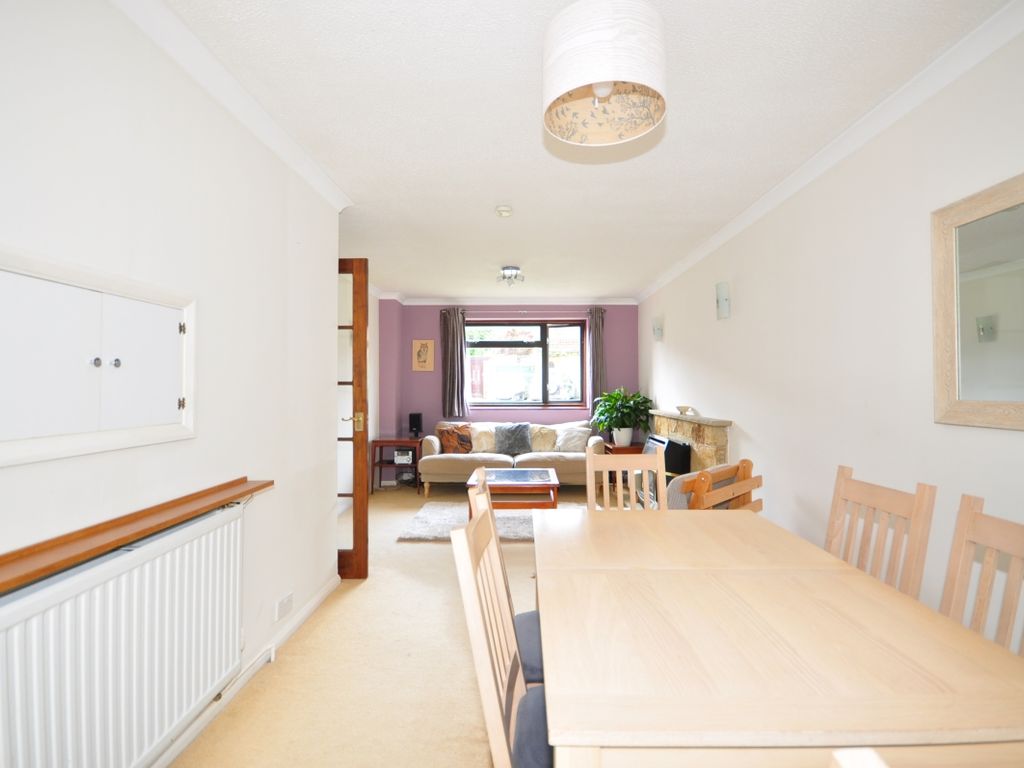 3 bed semidetached house to rent in Medway Drive, Forest Row RH18, £