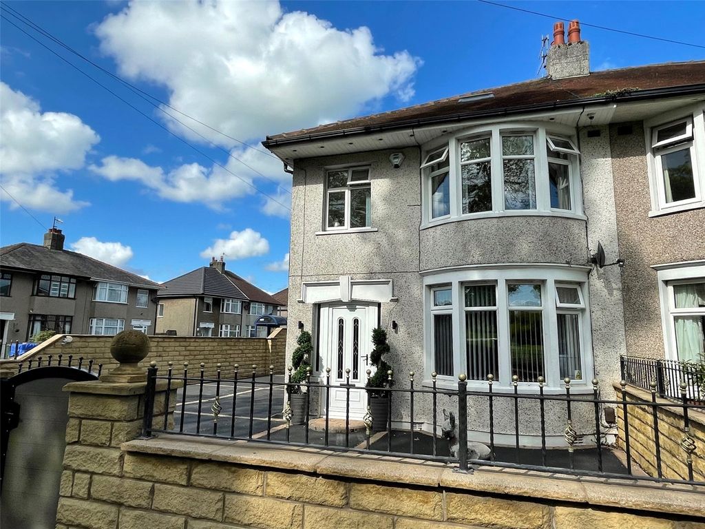 3 bed semidetached house for sale in Torrisholme Road, Lancaster LA1