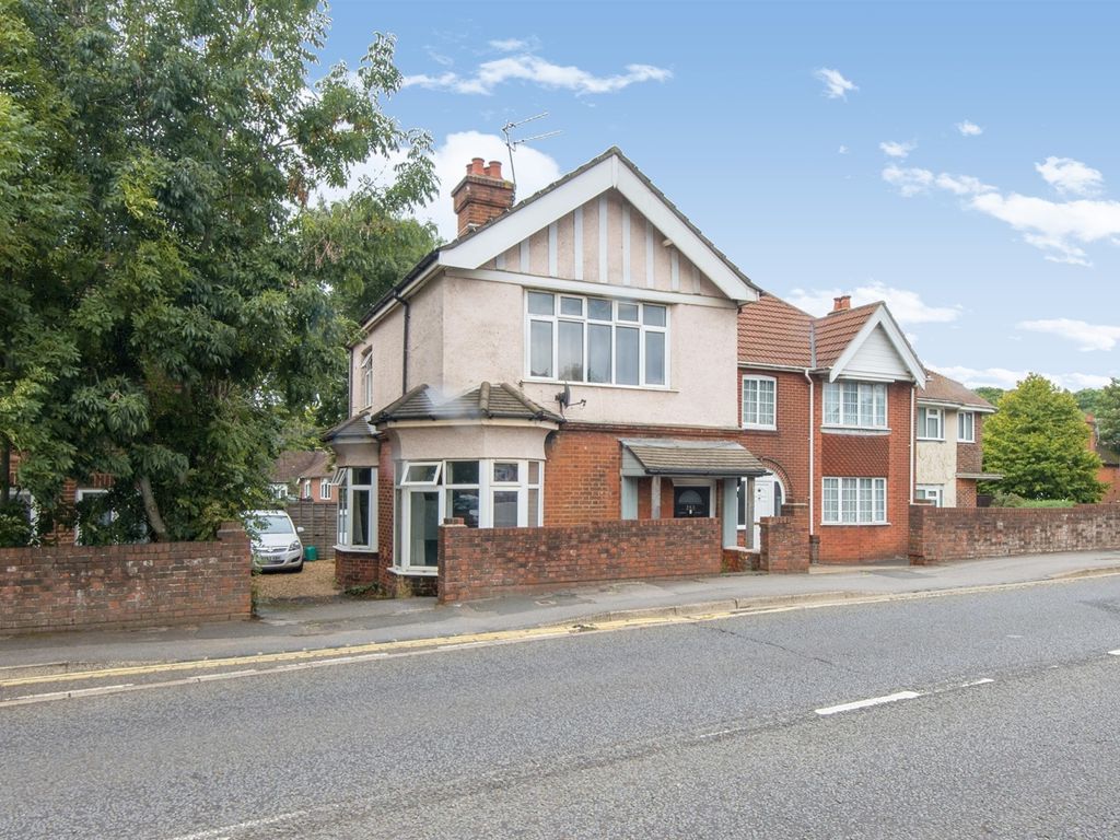 3 bed detached house for sale in Bitterne Road West, Southampton SO18