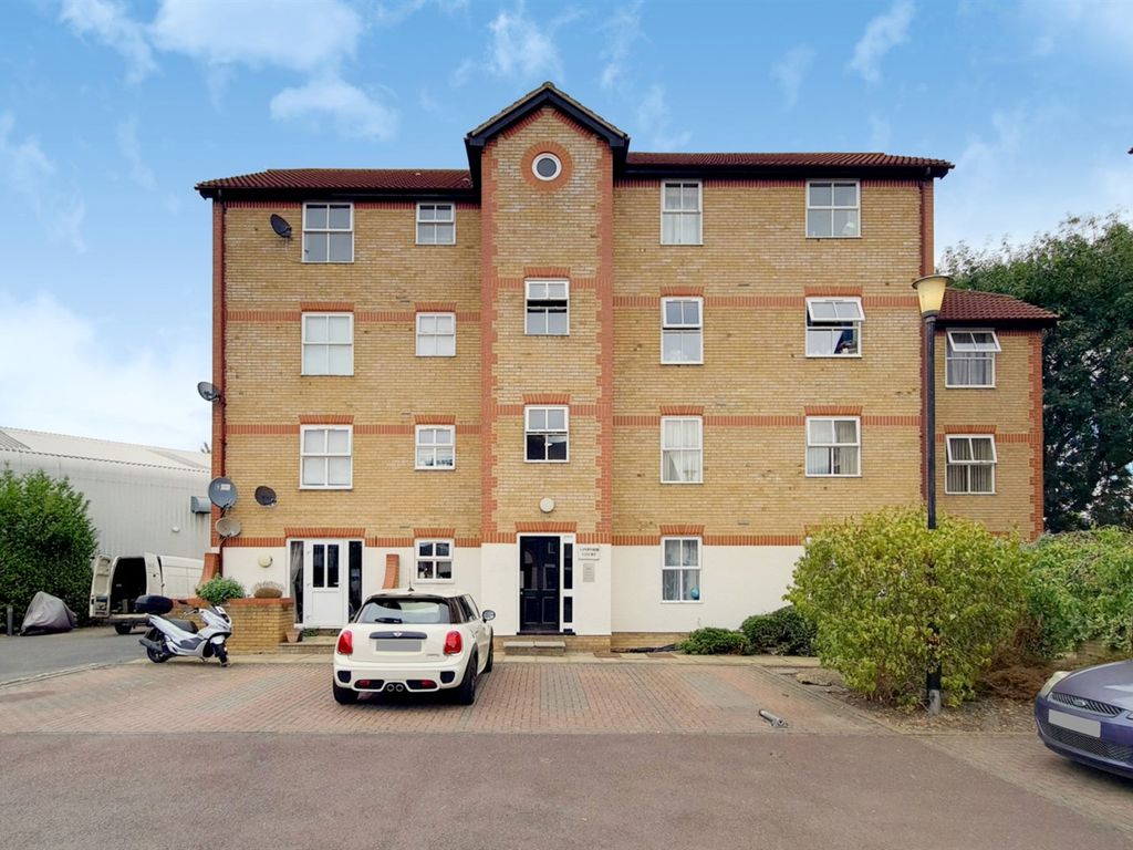 Appleton Square, Mitcham CR4  