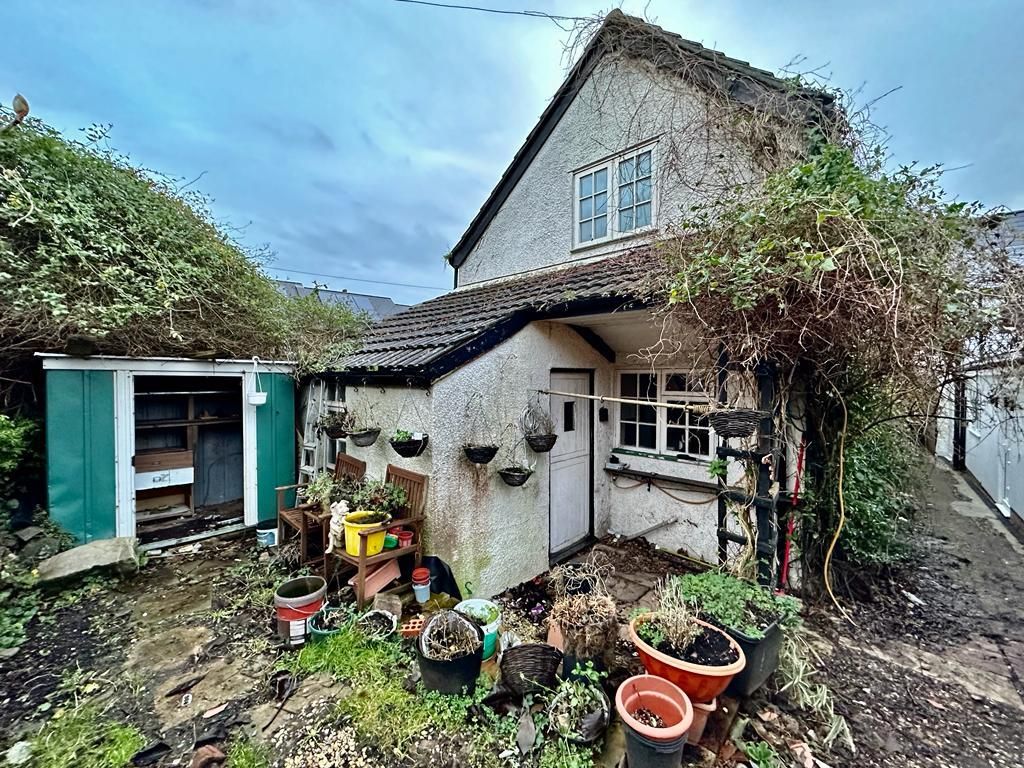 3 bed property for sale in Newport Street, Tiverton EX16, £150,000 Zoopla