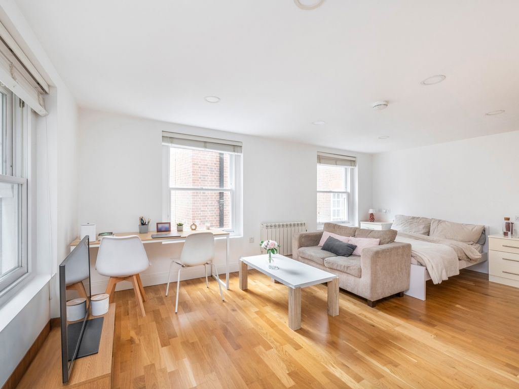 Studio for sale in Fleet Street, Fleet Street EC4Y, £450,000 Zoopla