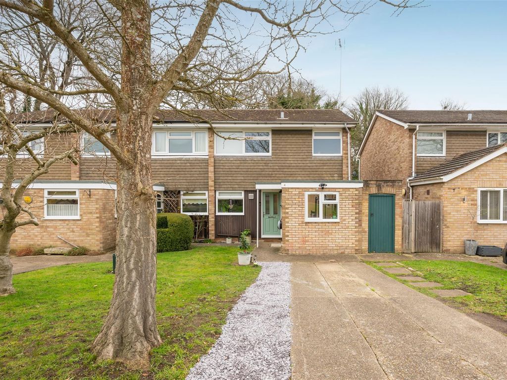 3 bed semidetached house for sale in St. Lane, Ascot SL5, £