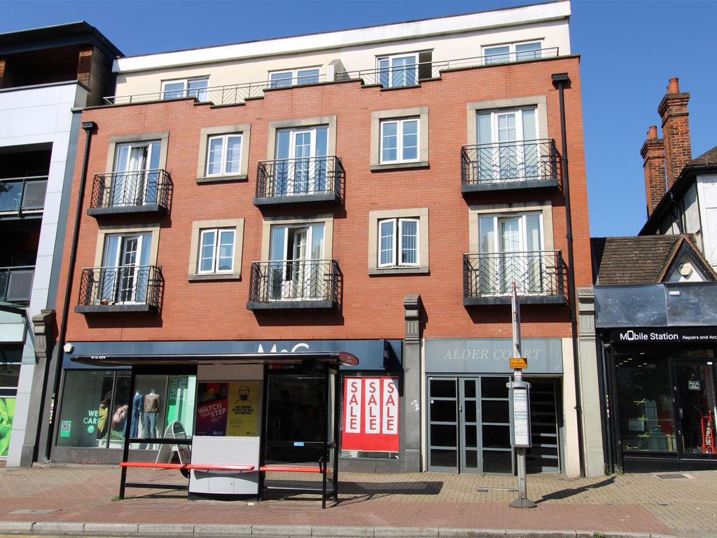 2 bed flat for sale in Station Road, Upminster RM14 Zoopla