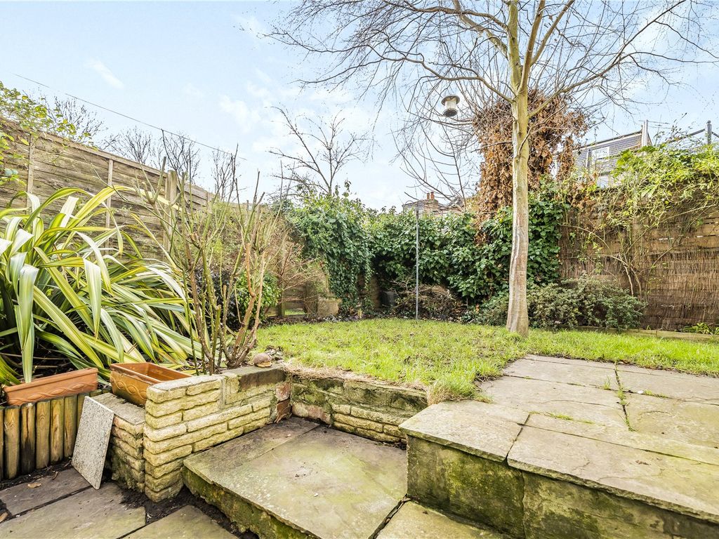 2 bed flat for sale in Etherley Road, London N15, £450,000 Zoopla