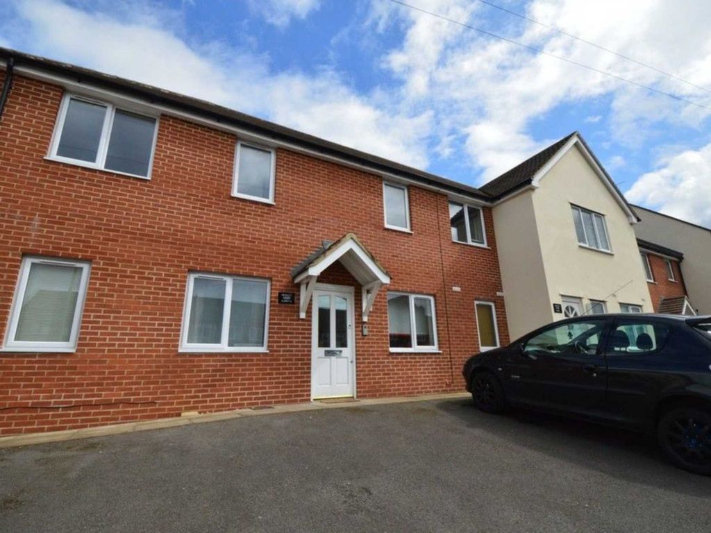 1 bed flat for sale in Hewlett Road, Cheltenham GL52, £95,000 Zoopla