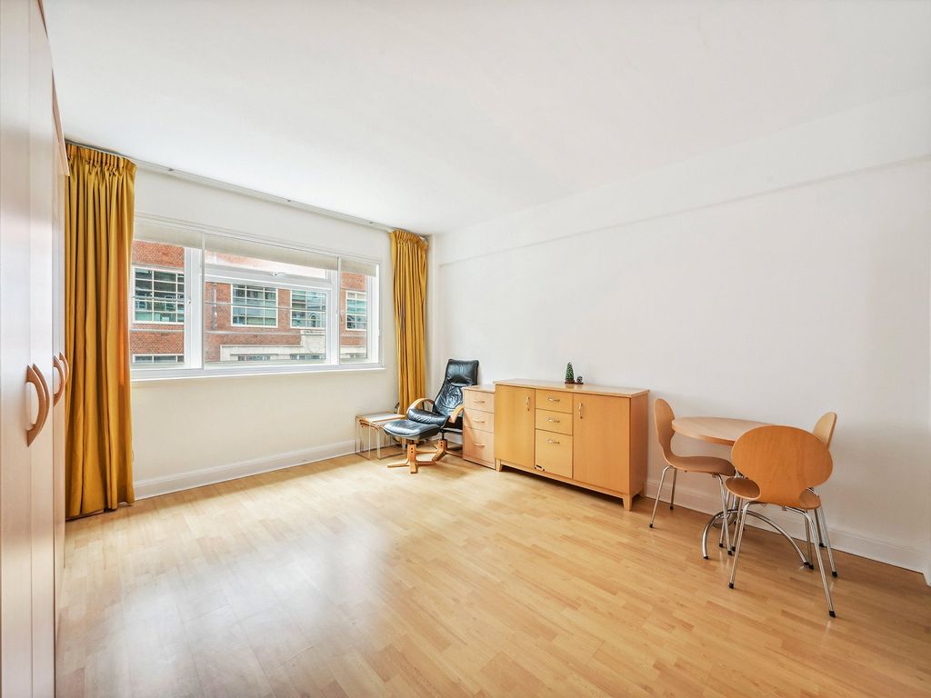 Studio to rent in Charing Cross Road, Covent Garden WC2H, £1,733 pcm