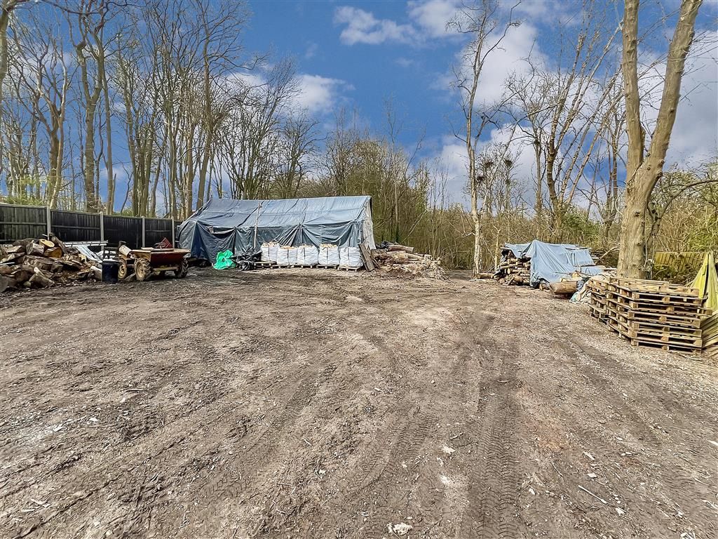 Land for sale in Ridge Lane, Culverstone, Meopham, Kent DA13, £225,000