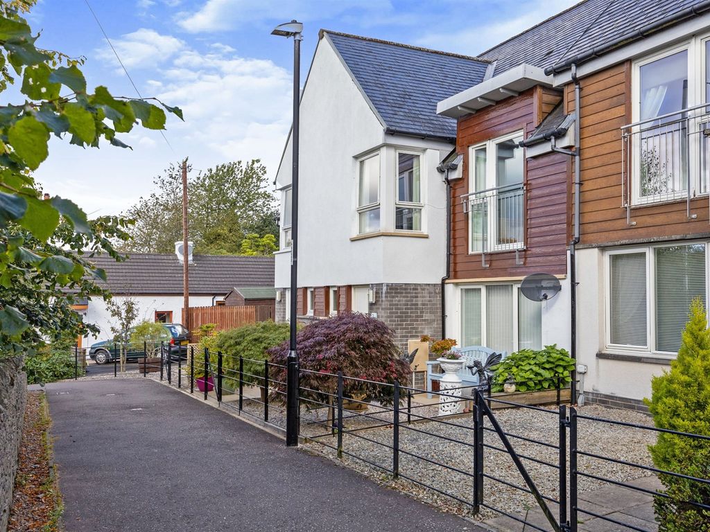 3 bed terraced house for sale in Mclaren Terrace, Callander FK17 Zoopla
