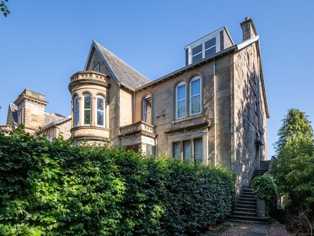 2 bed flat for sale in Newark Street, Greenock PA16 Zoopla