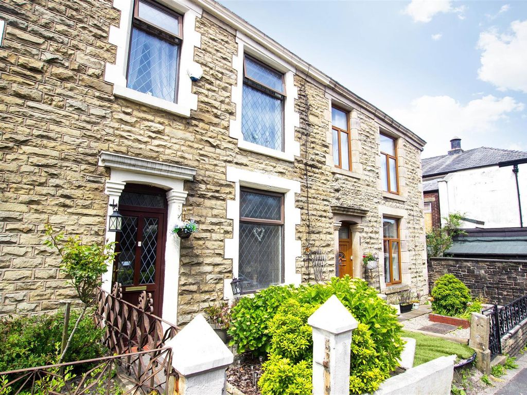 3 bed terraced house for sale in Earnsdale Road, Darwen BB3 Zoopla