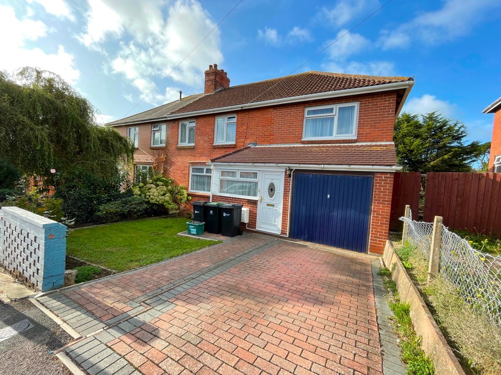 5 bed semidetached house for sale in Kitchener Road, Weymouth DT4, £