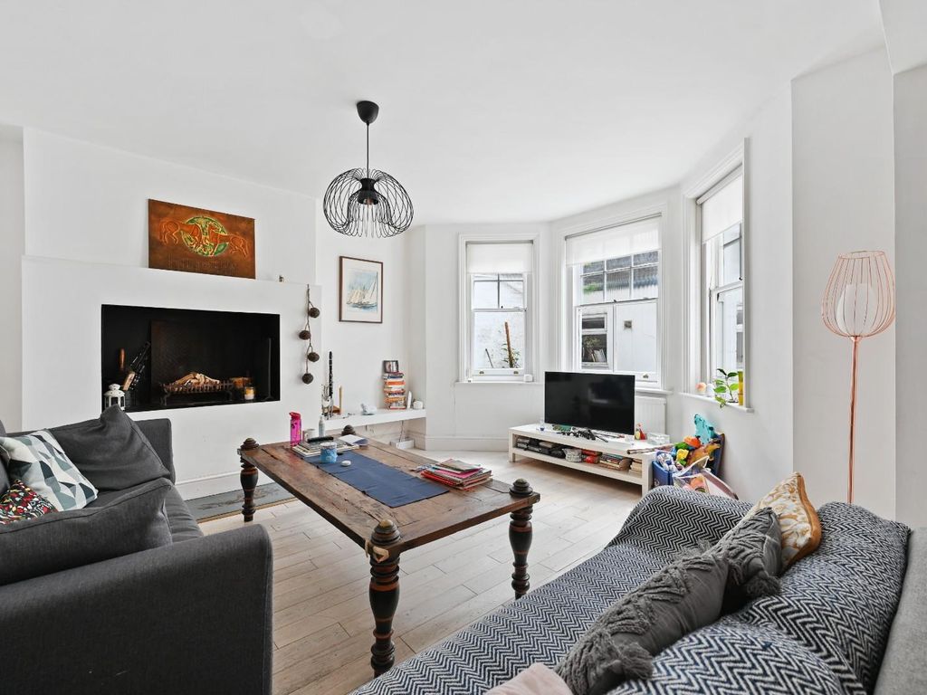2 bed flat for sale in Addison Gardens, London W14 Zoopla